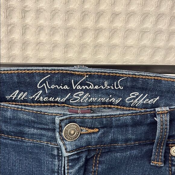 Gloria Vanderbilt Blue Slimming Jeans Medium Wash Size 6 - Picture 2 of 6